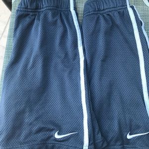 Boy Nike shorts size S
